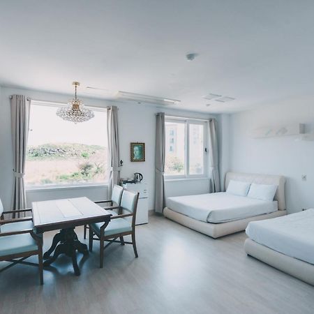 Hotel White House Τζέτζου Εξωτερικό φωτογραφία