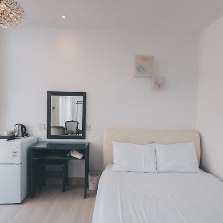 Hotel White House Τζέτζου Εξωτερικό φωτογραφία